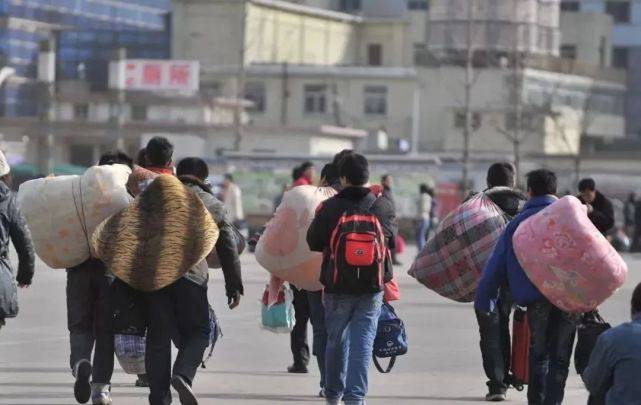 最新打工人的城市温馨日常